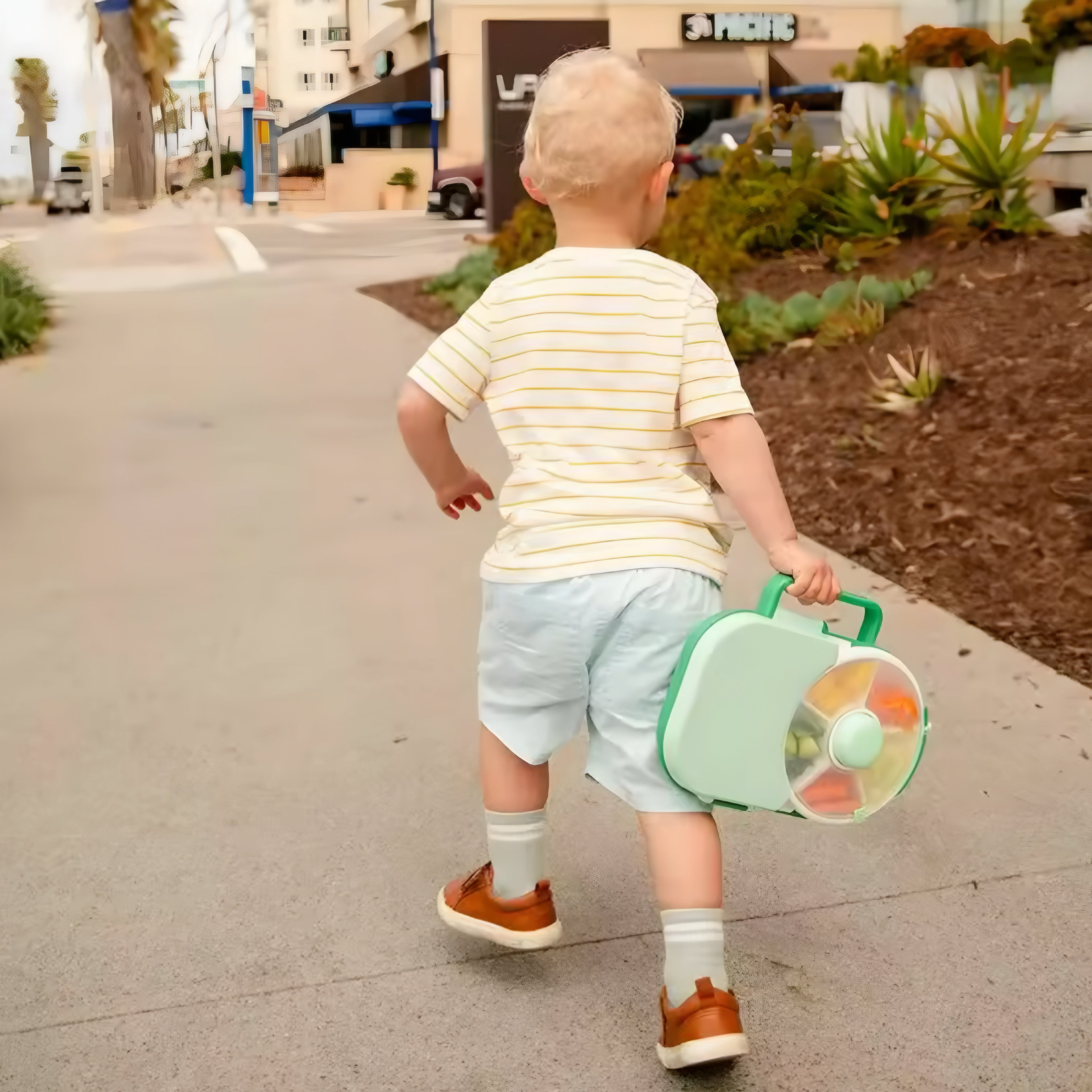 Lunch Box Rotante per Bambini – Mangiare Diventa un Gioco!